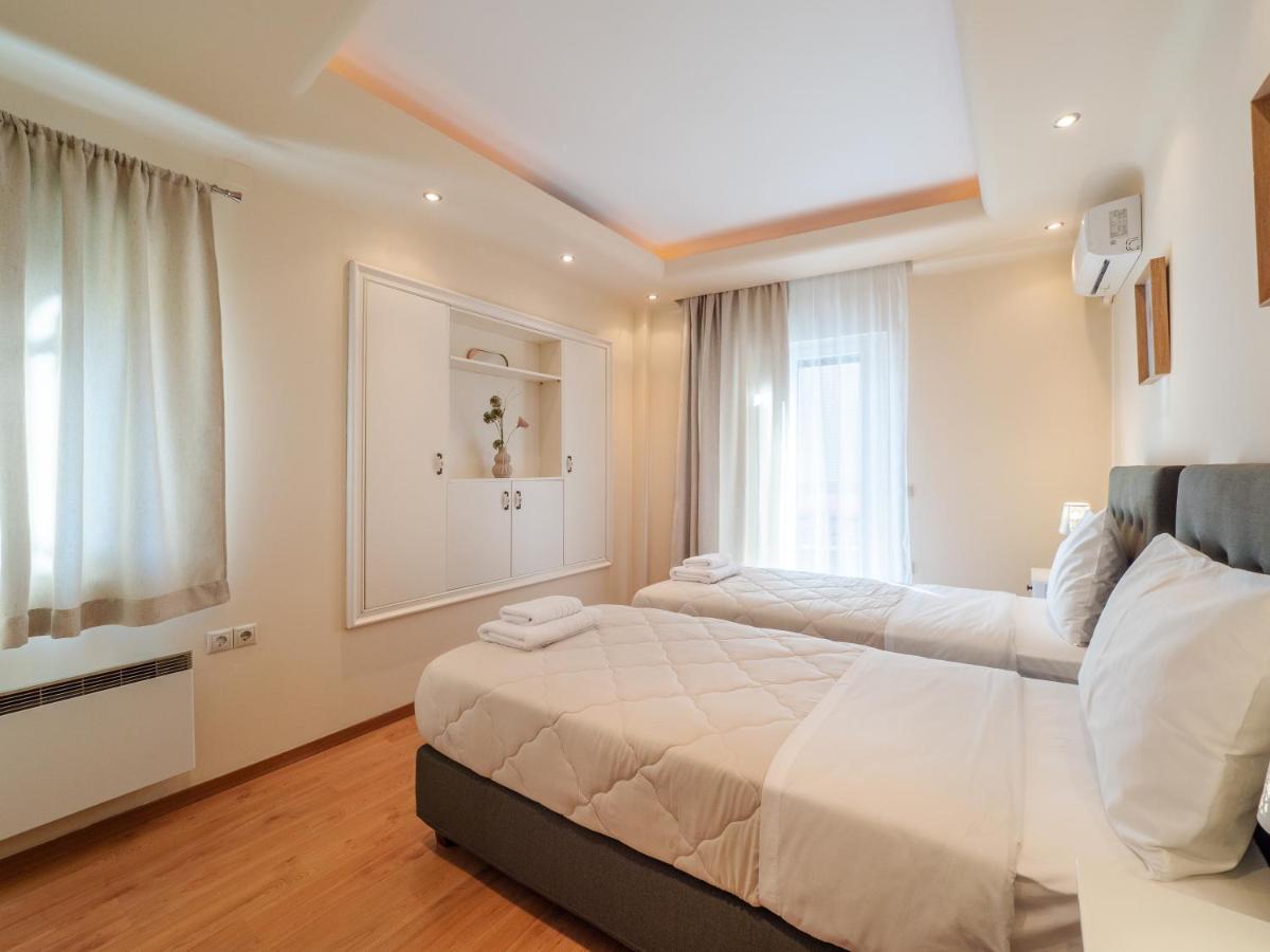 Aura Elegant Apartment Near Garitsa Bay Análipsis エクステリア 写真