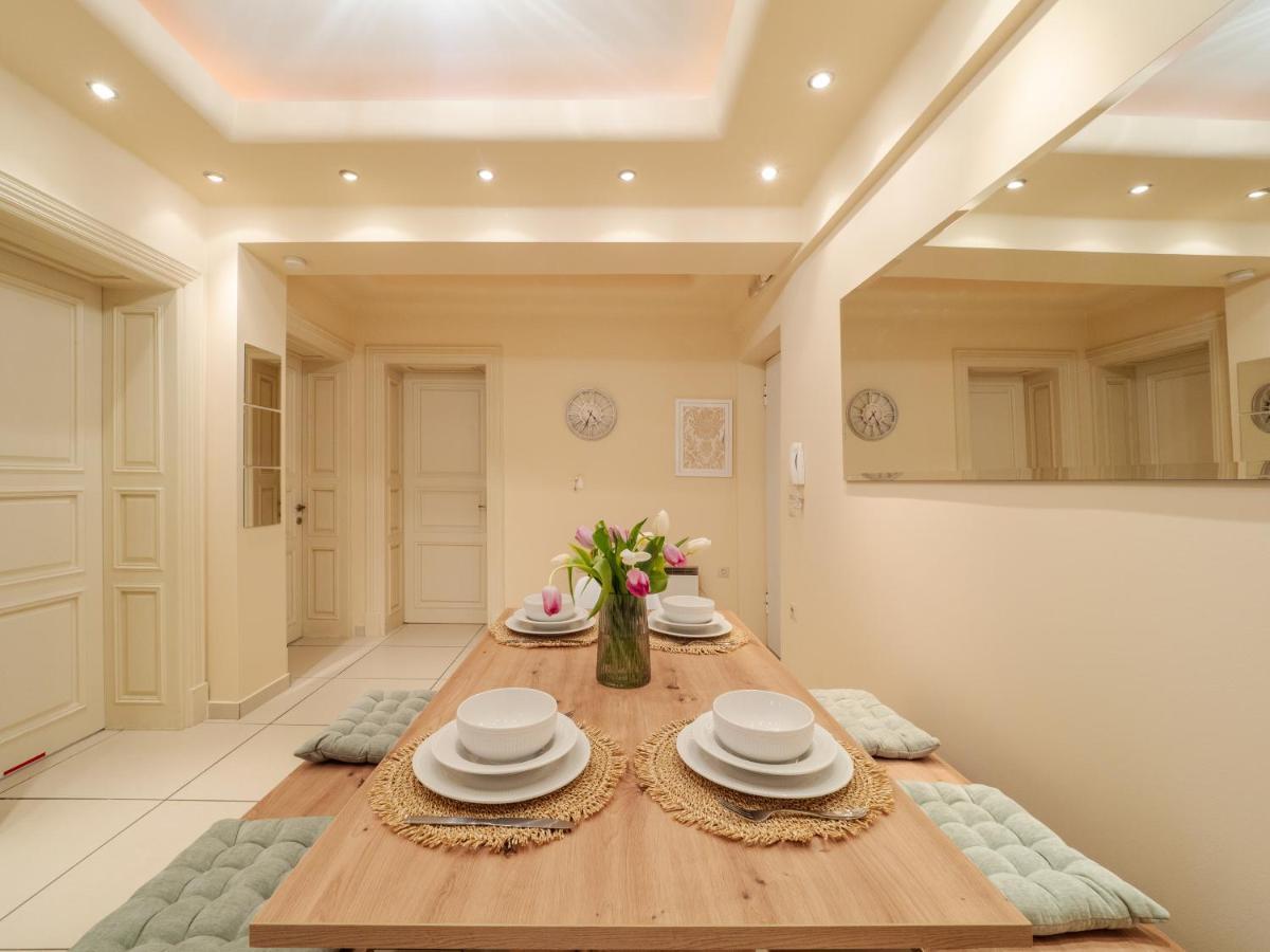 Aura Elegant Apartment Near Garitsa Bay Análipsis エクステリア 写真